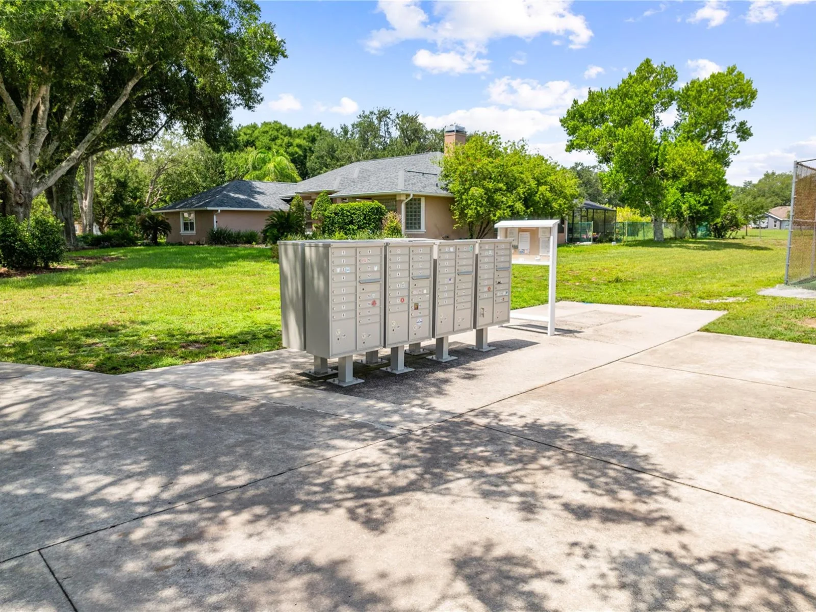 10839 LANTANA CRST, CLERMONT, FL — photo 35