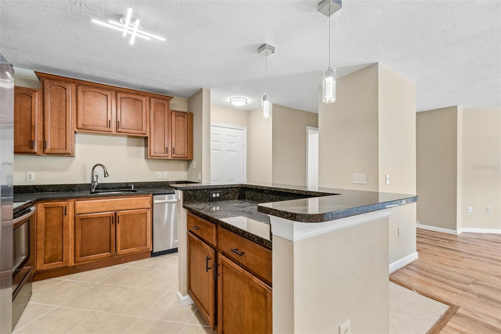 9481 HIGHLAND OAK DR #814, TAMPA, FL — photo 20