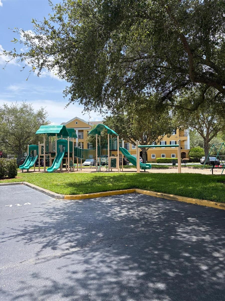 3621 CONROY RD #720, ORLANDO, FL — photo 40