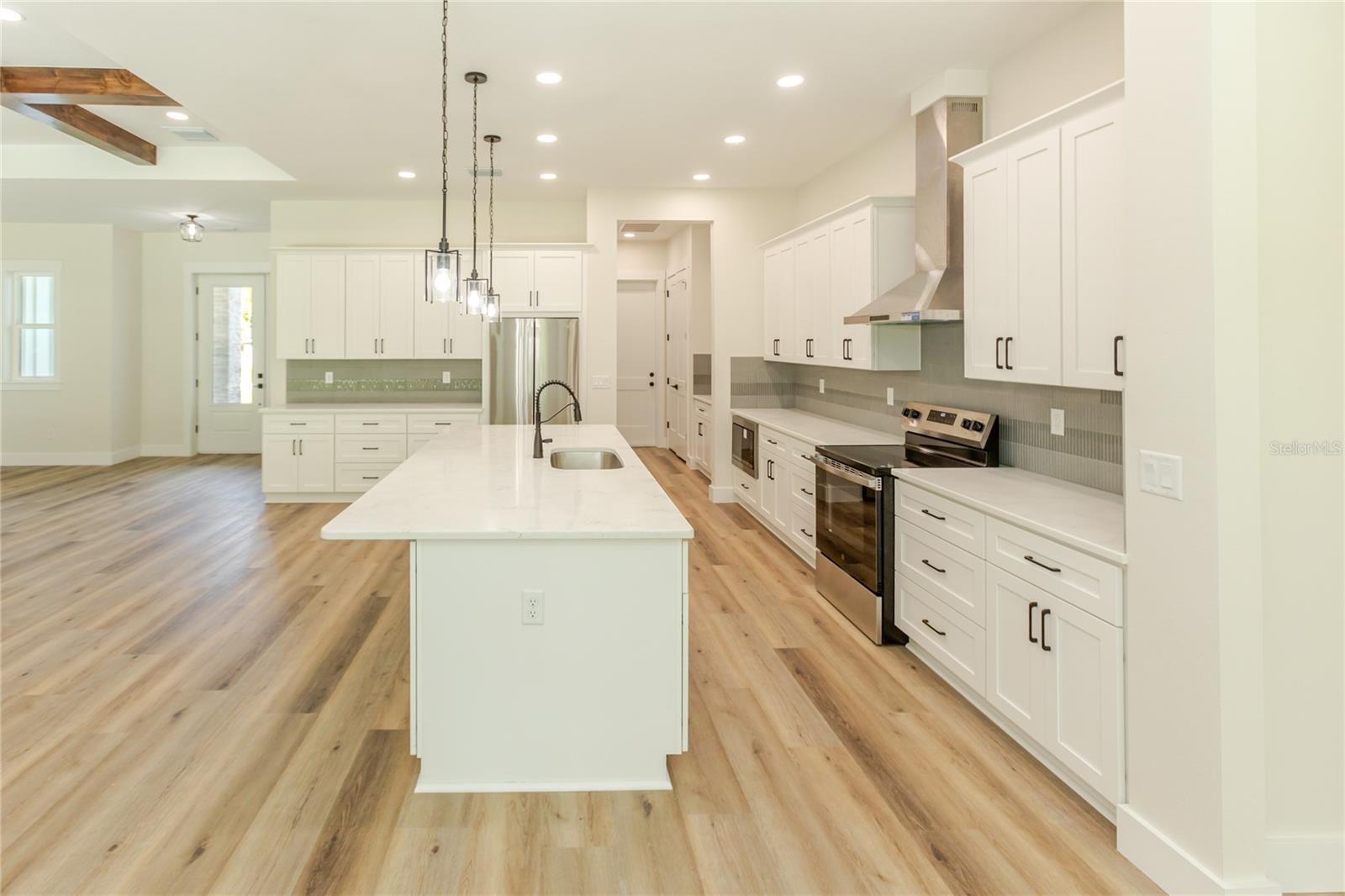 16098 MELLON RD, WEEKI WACHEE, FL — photo 18