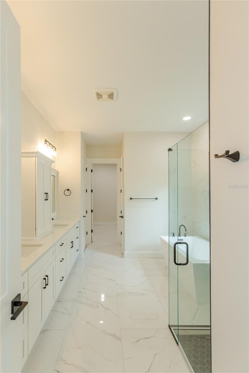 16098 MELLON RD, WEEKI WACHEE, FL — photo 30
