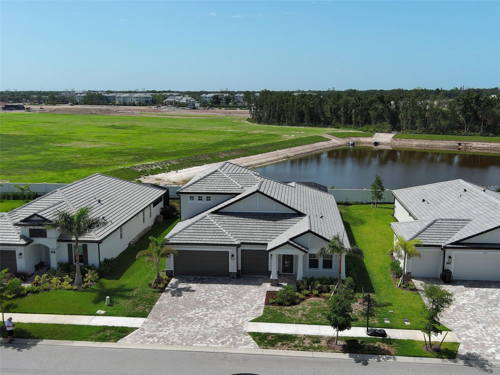 1684 LUGANO CIR, NOKOMIS, FL — photo 62
