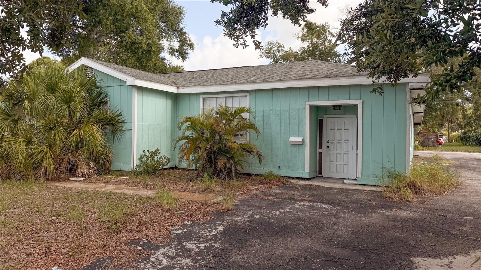 5045 38TH AVE N, ST PETERSBURG, FL — photo 2