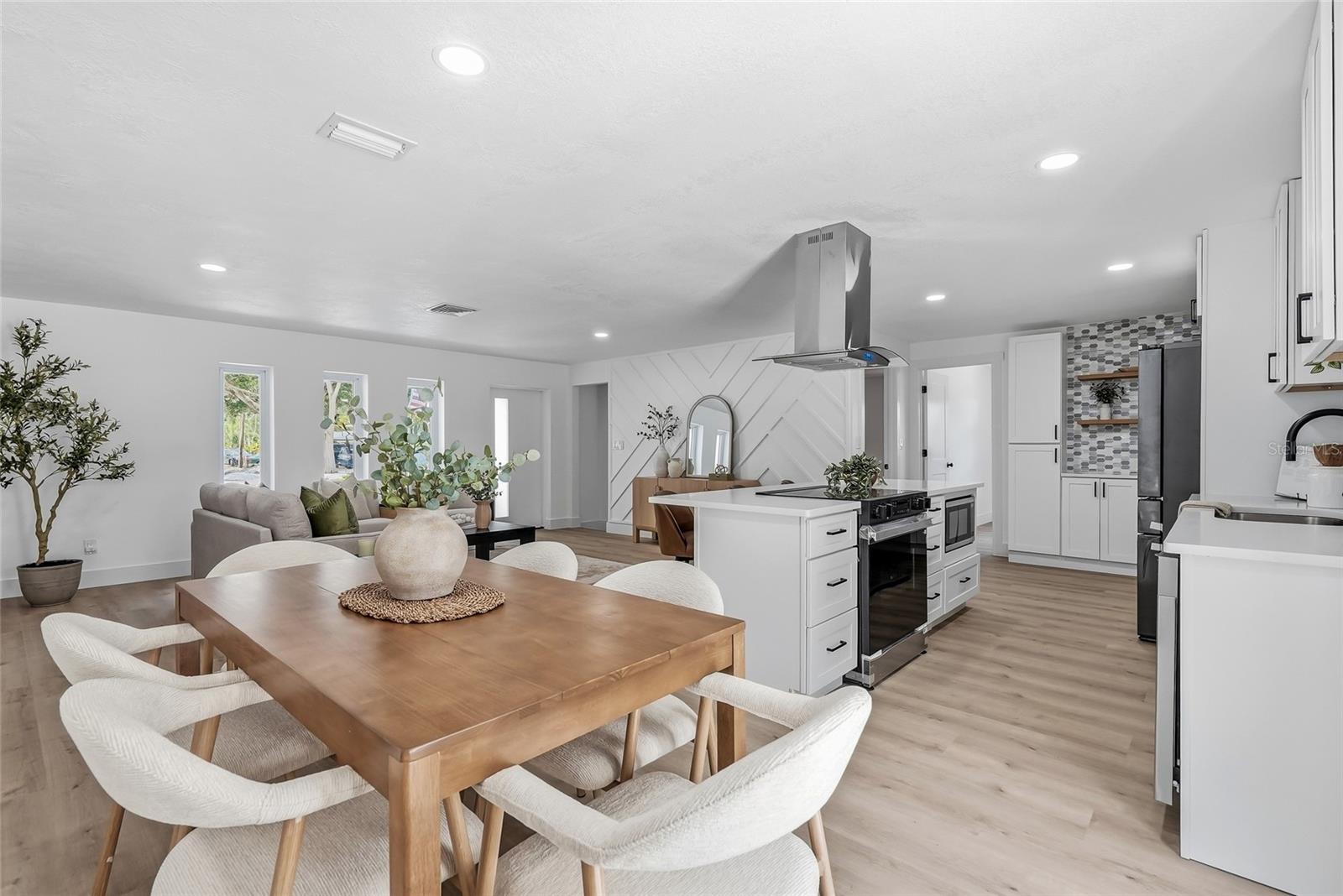 6419 PELICAN DR S, ST PETERSBURG, FL — photo 15