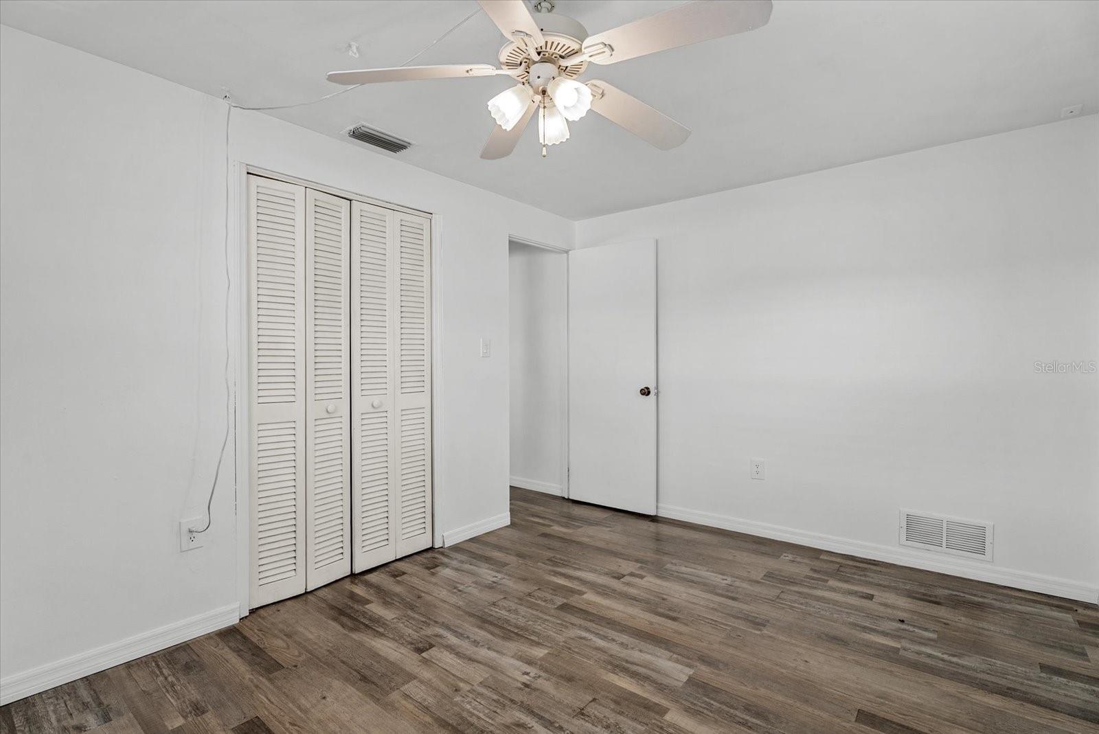 4915 BELL MEADE DR, SARASOTA, FL — photo 15