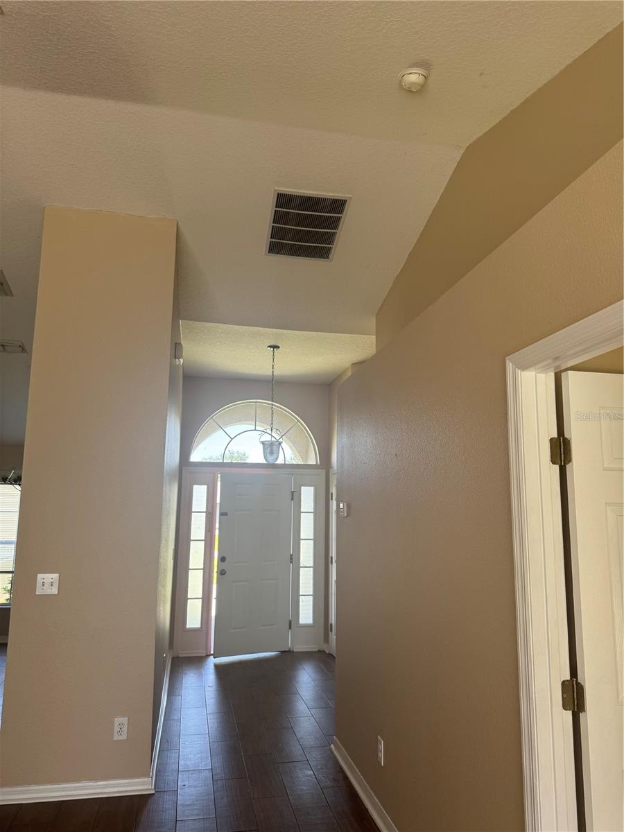 606 TAMARIN LN, KISSIMMEE, FL — photo 2