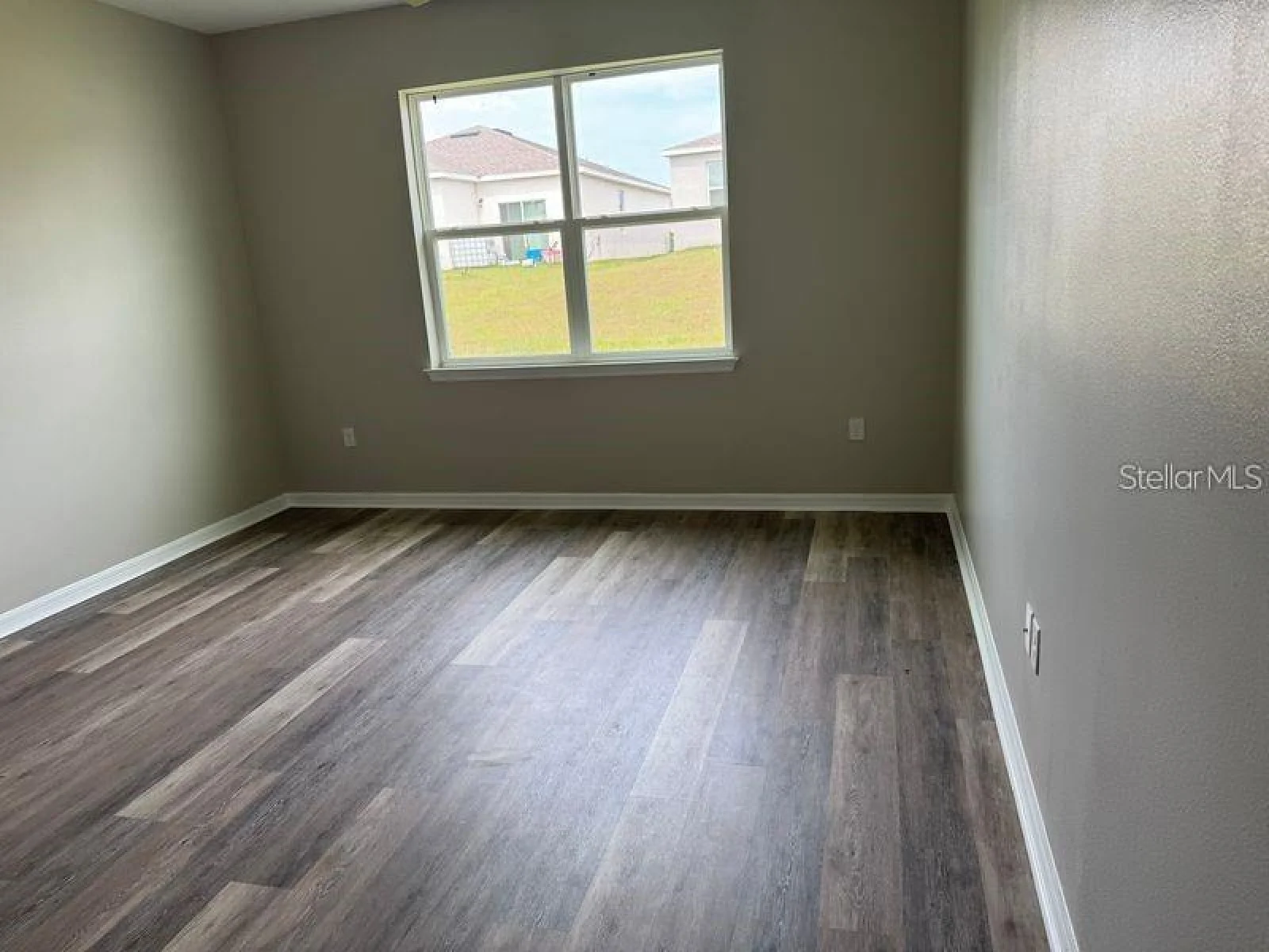 3345 CURLEW AVE, LEESBURG, FL — photo 12