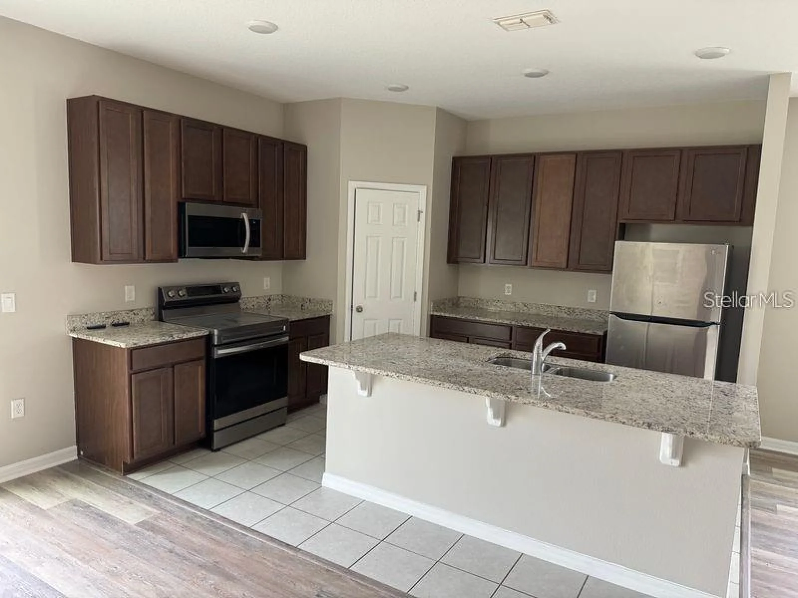 3345 CURLEW AVE, LEESBURG, FL — photo 25