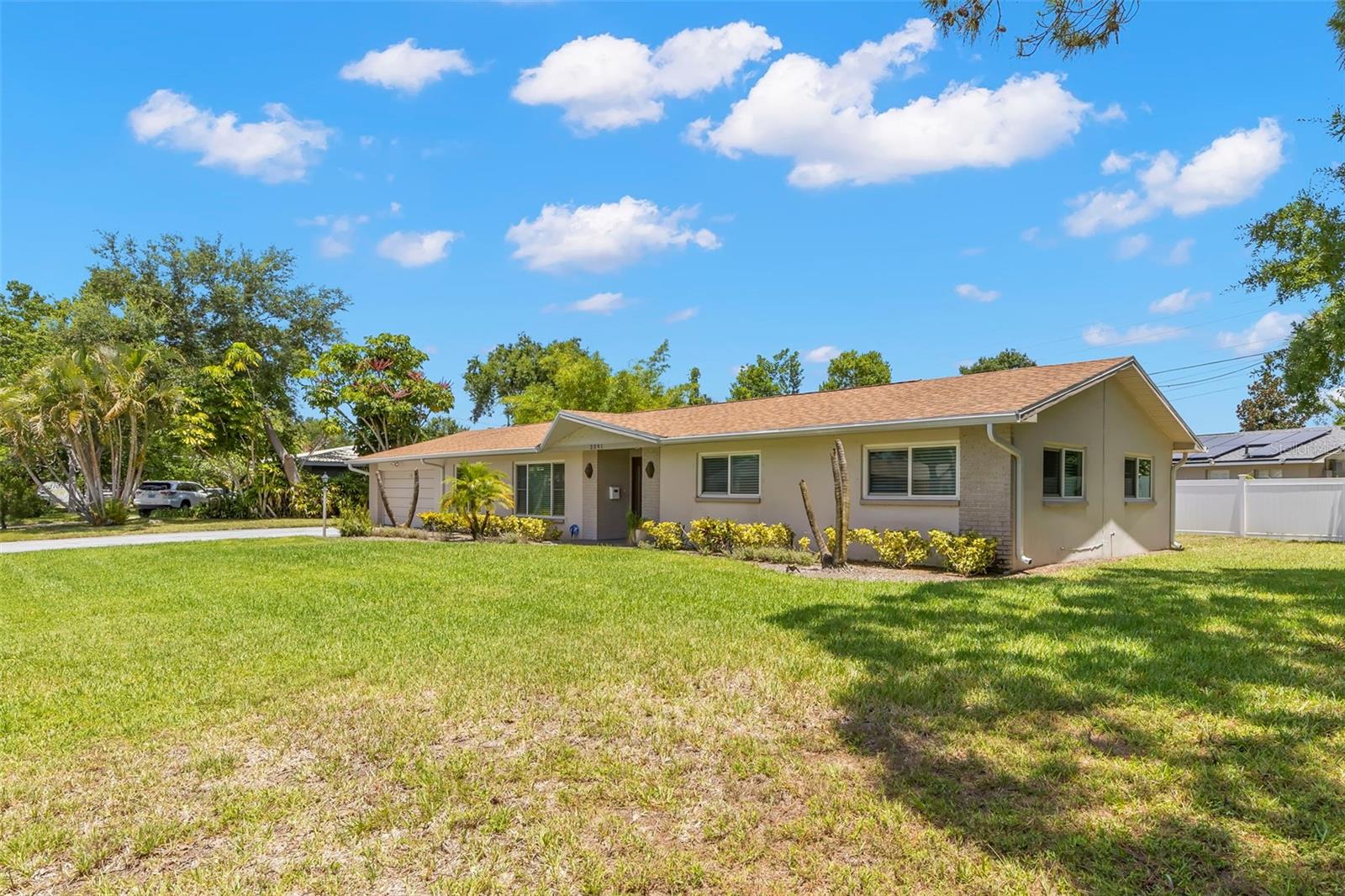 2391 66TH TER S, ST PETERSBURG, FL — photo 2