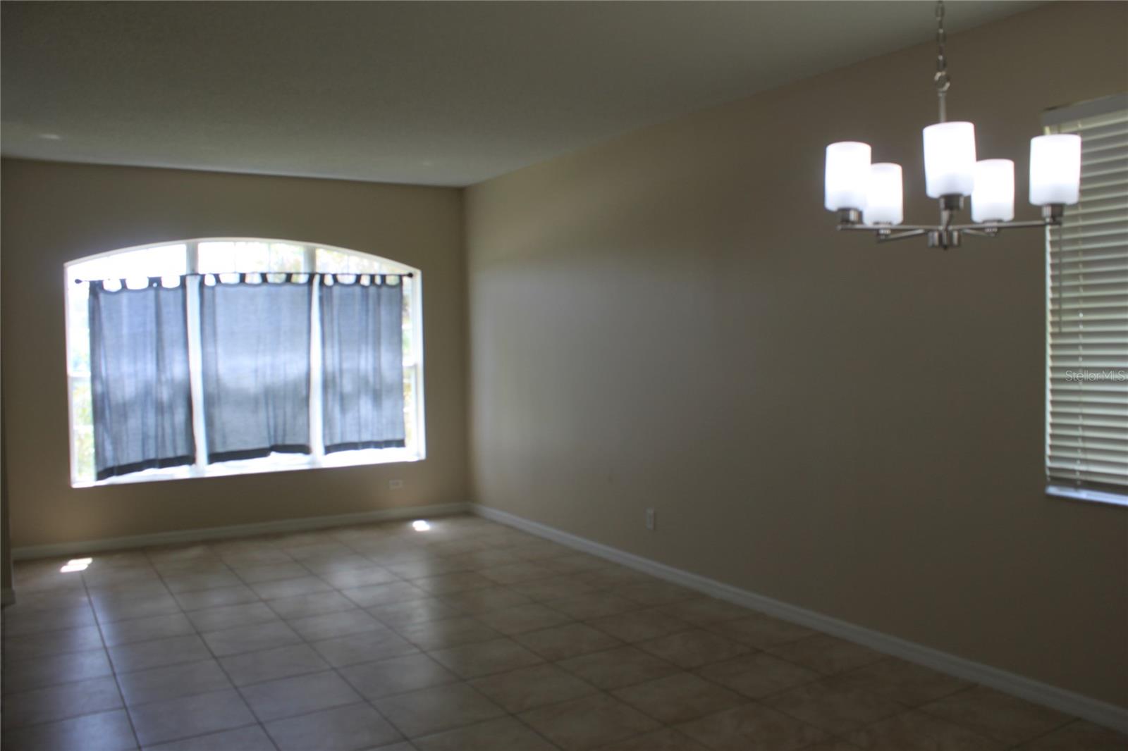 2616 EAGLE CANYON DR N, KISSIMMEE, FL — photo 2