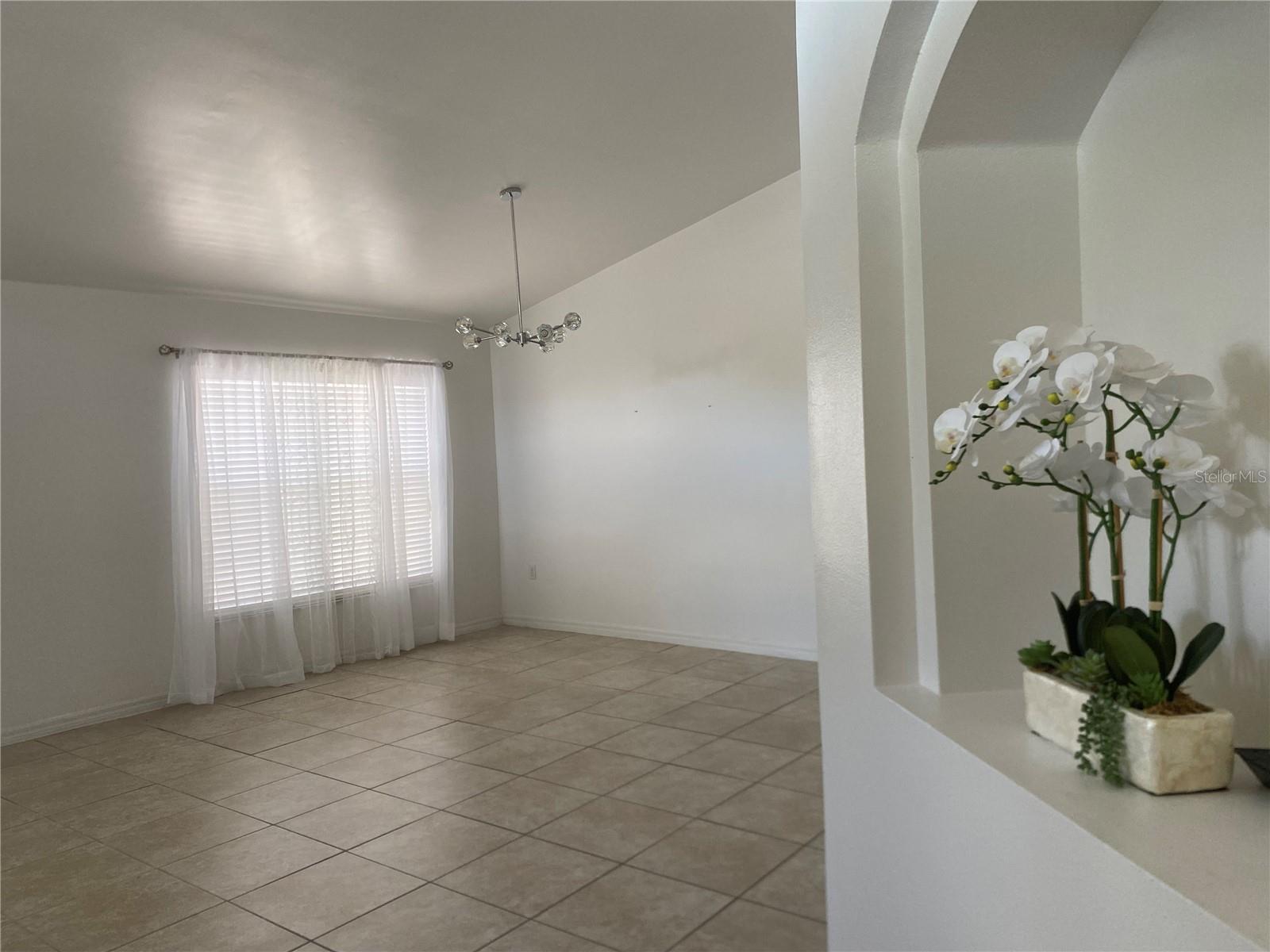 419 BUCKINGHAM CIR, DAVENPORT, FL — photo 3