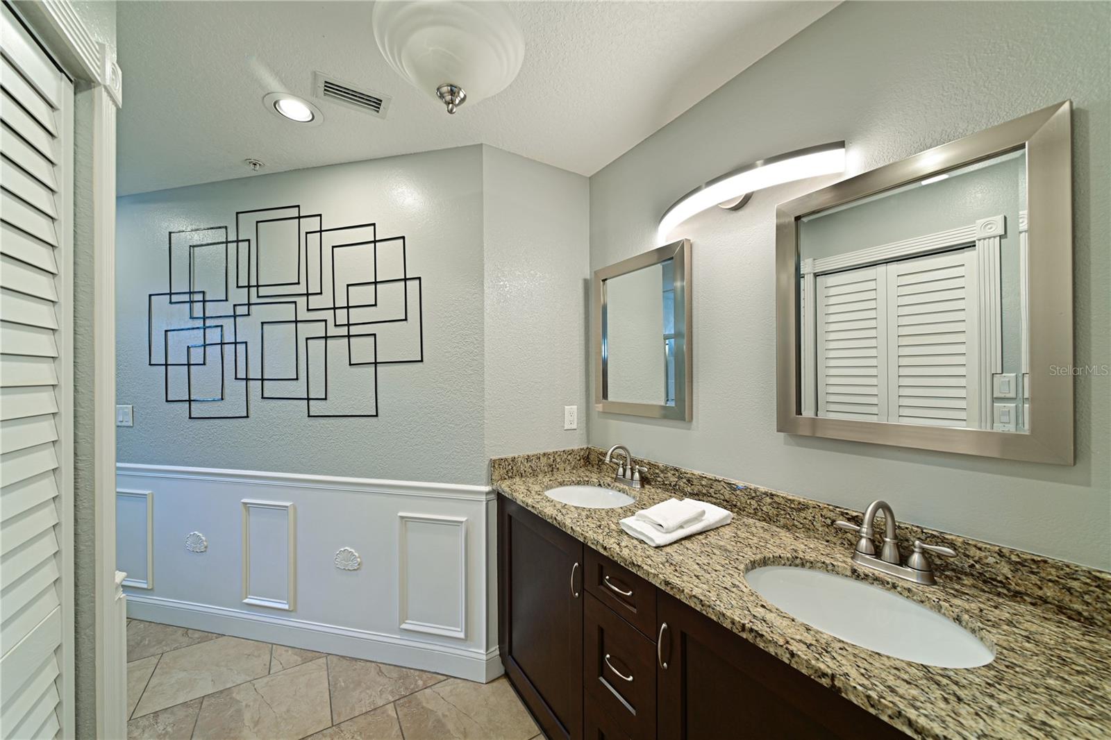 6589 FAIRWAY GARDENS DR #202, BRADENTON, FL — photo 8