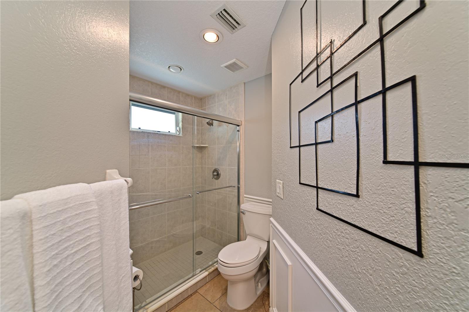 6589 FAIRWAY GARDENS DR #202, BRADENTON, FL — photo 9