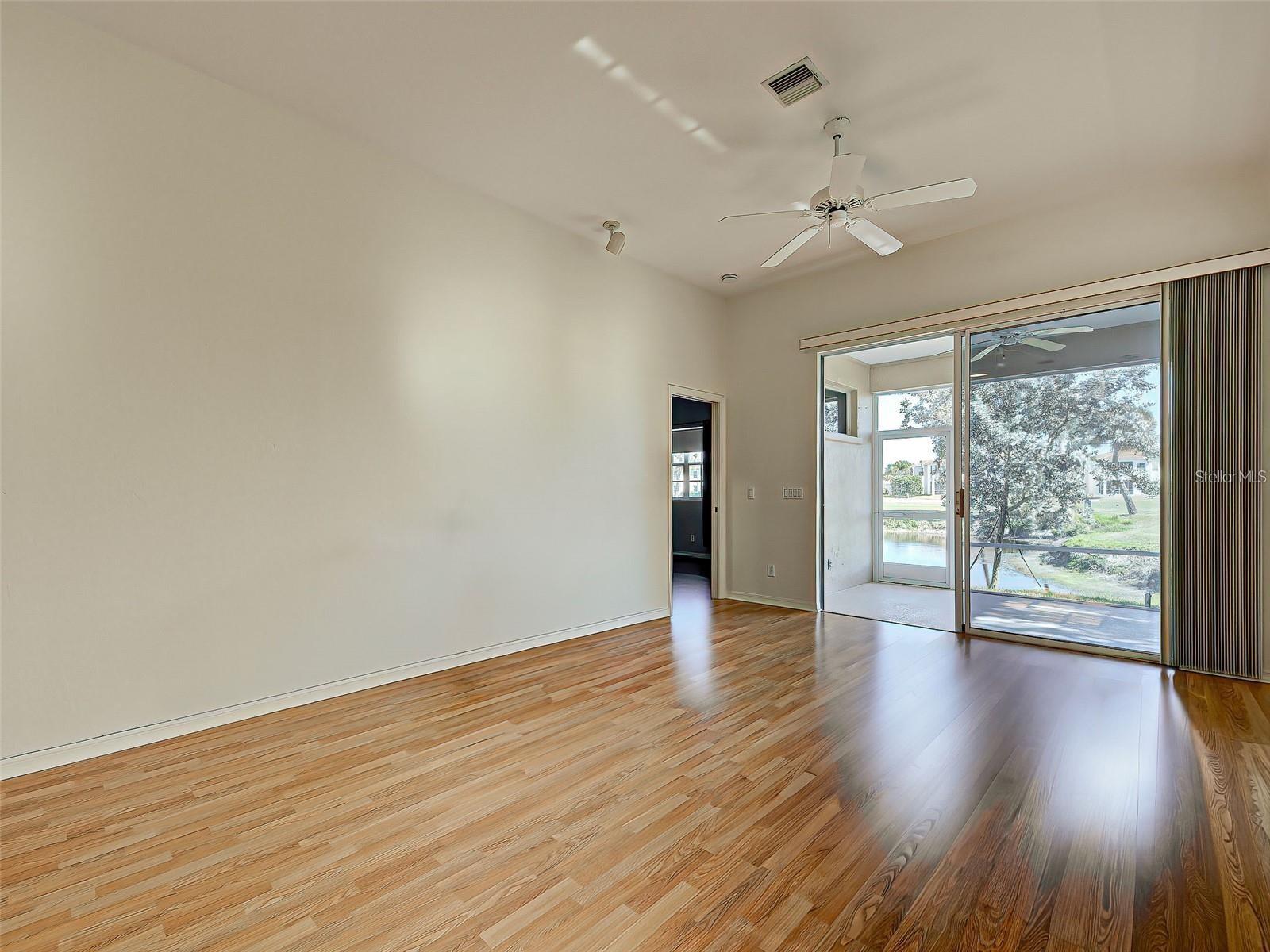 1275 BERKSHIRE CIR, VENICE, FL — photo 3