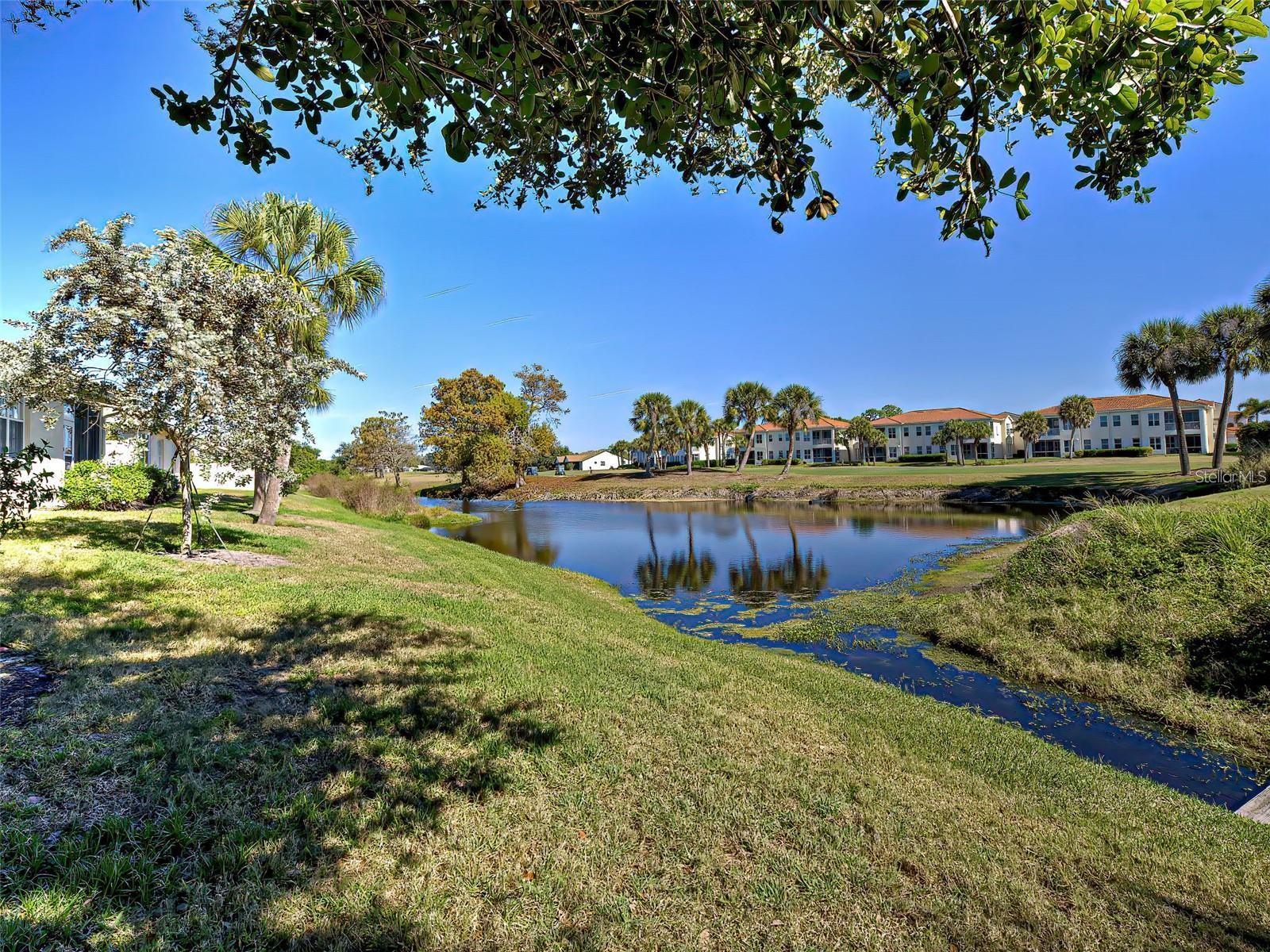 1275 BERKSHIRE CIR, VENICE, FL — photo 34