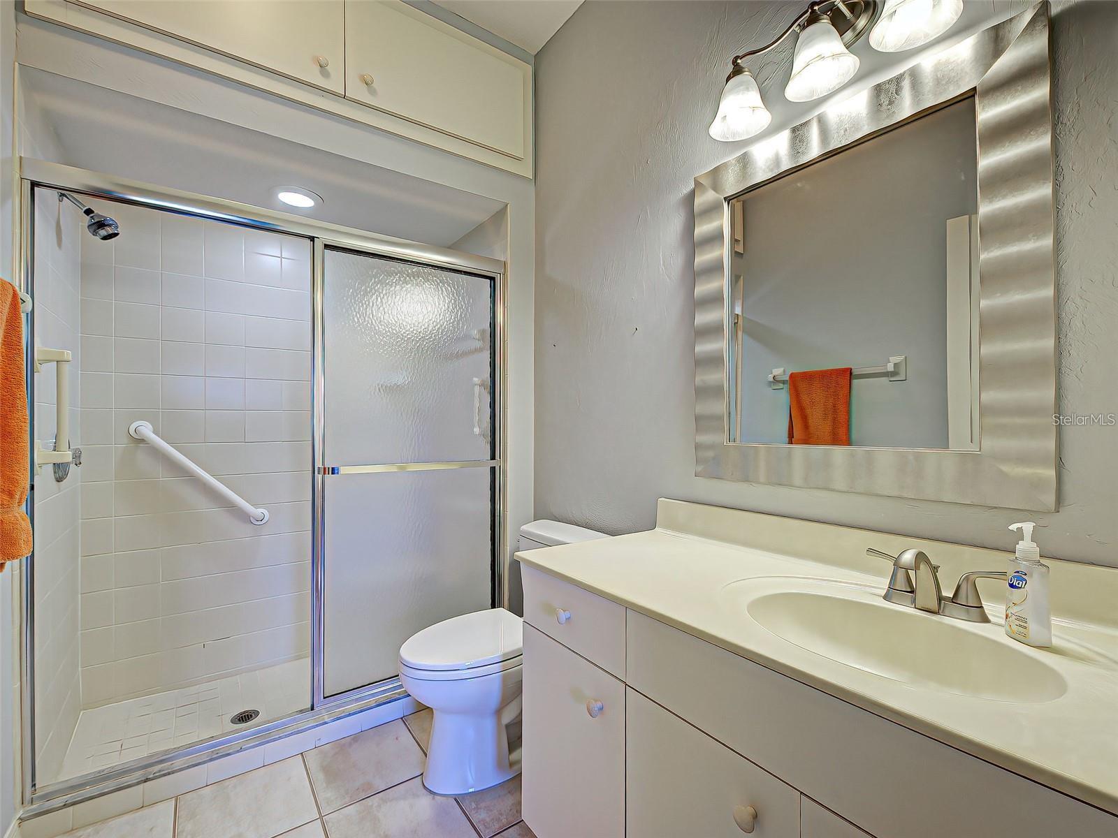 1275 BERKSHIRE CIR, VENICE, FL — photo 14