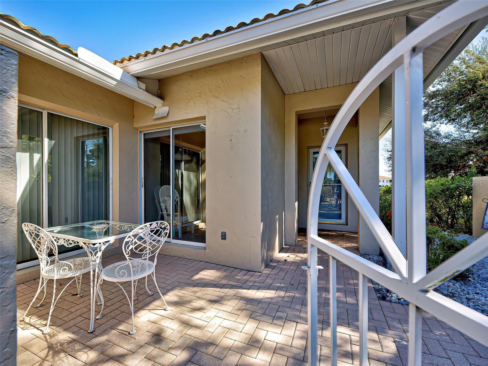 1275 BERKSHIRE CIR, VENICE, FL — photo 27