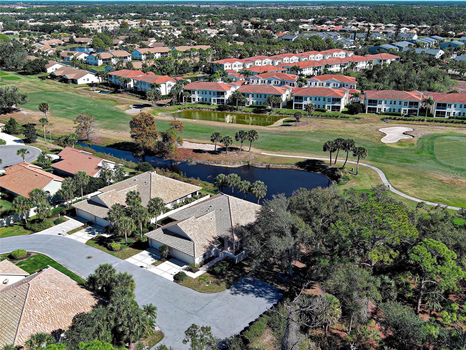 1275 BERKSHIRE CIR, VENICE, FL — photo 37