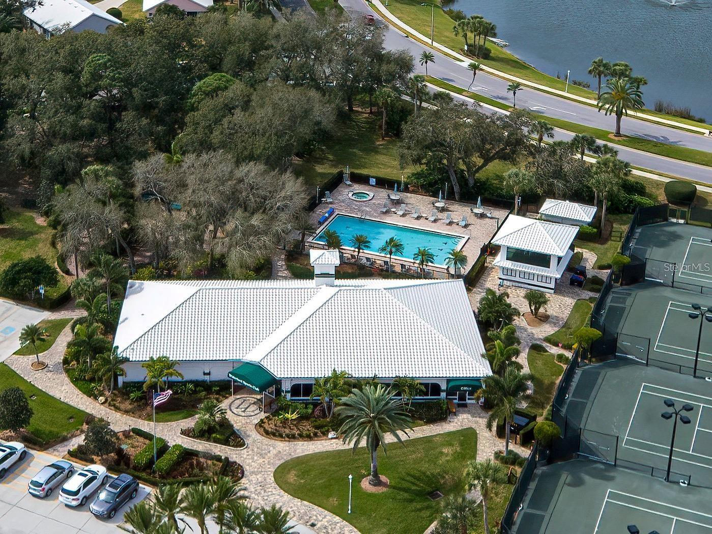 1275 BERKSHIRE CIR, VENICE, FL — photo 47