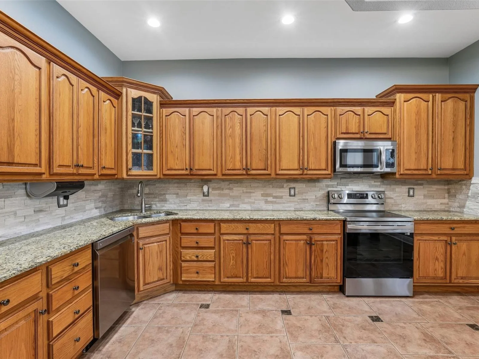 30418 ISLAND CLUB DR, DEER ISLAND, FL — photo 8