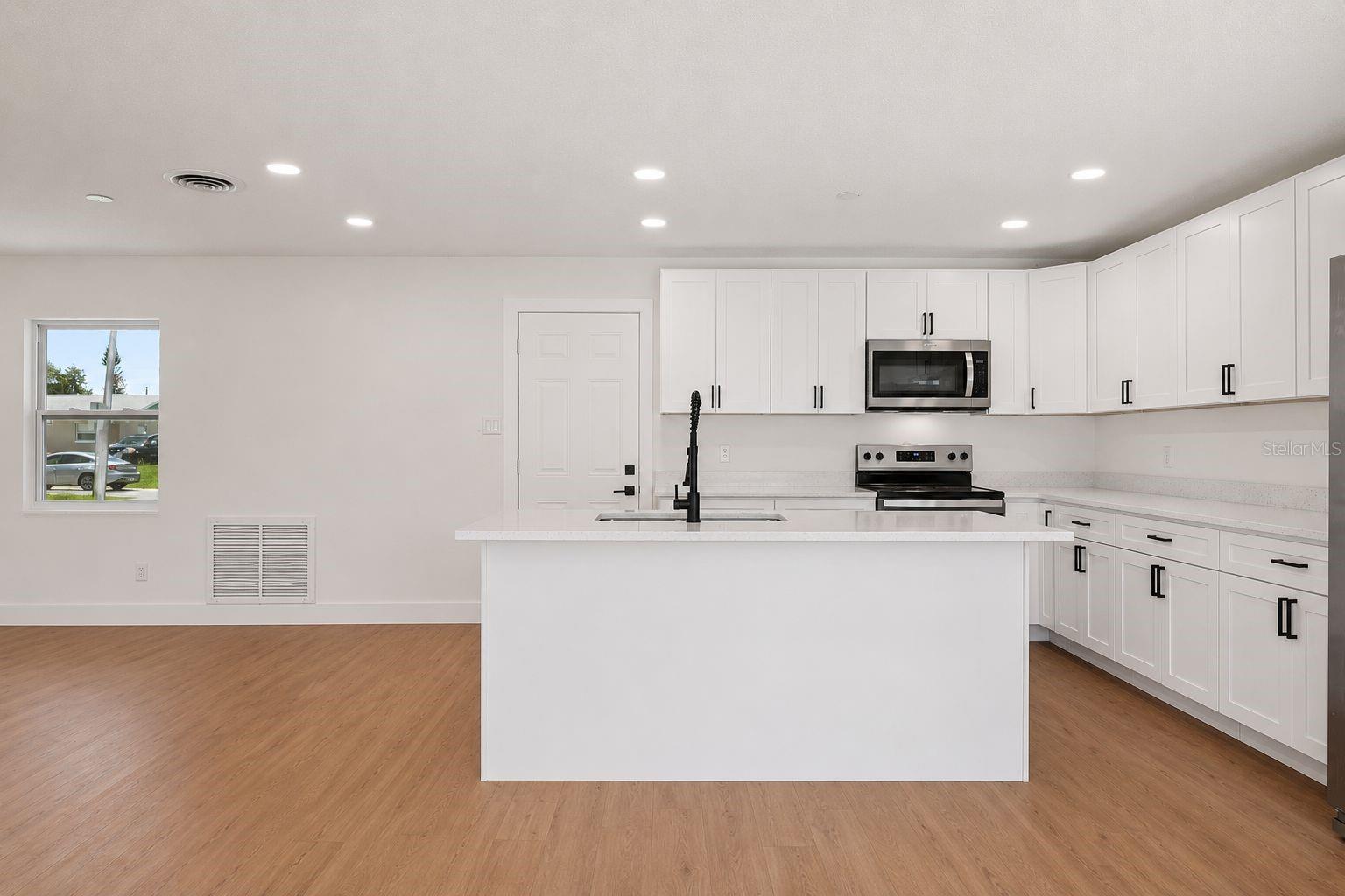 937 BARBADOS AVE, ORLANDO, FL — photo 8