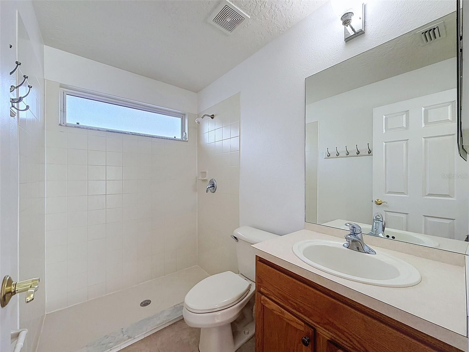 2021 RUTHERFORD DR, DOVER, FL — photo 38