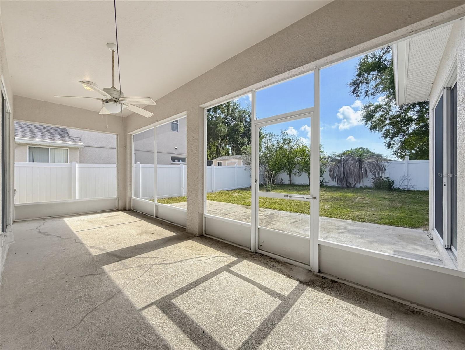2021 RUTHERFORD DR, DOVER, FL — photo 41