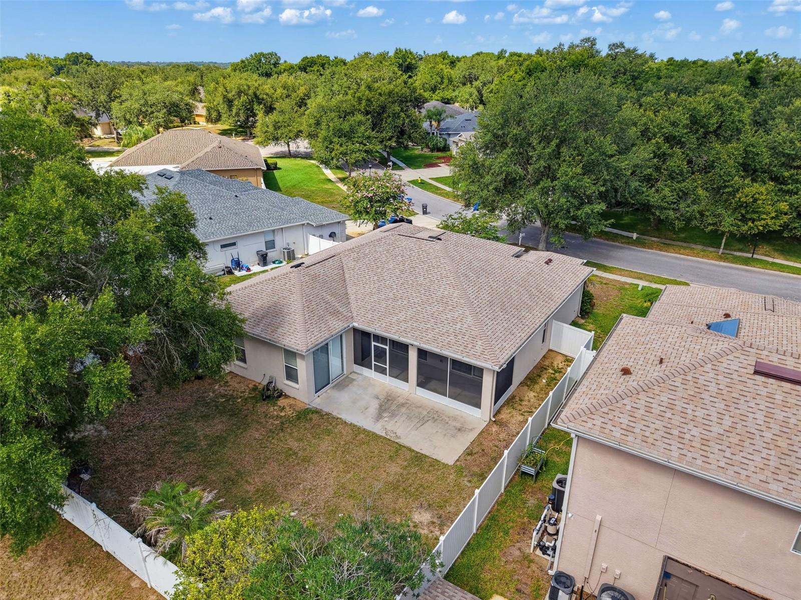 2021 RUTHERFORD DR, DOVER, FL — photo 45