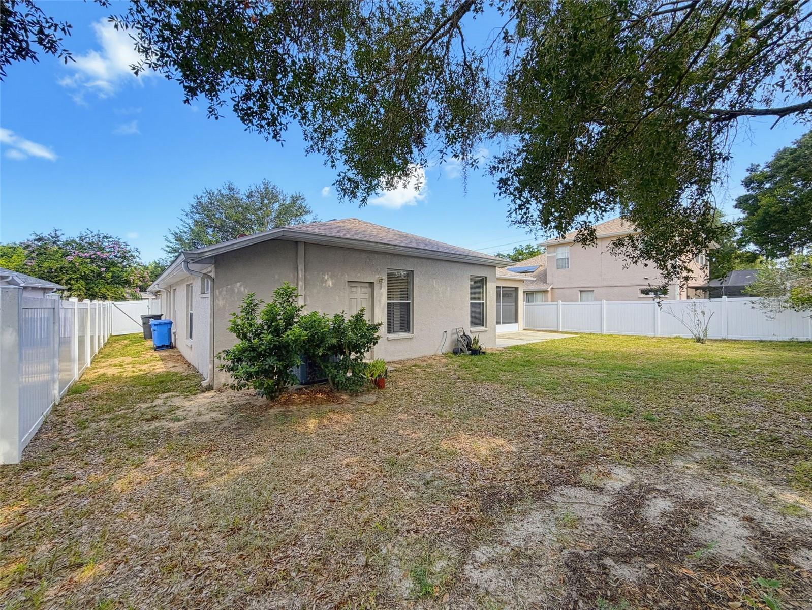2021 RUTHERFORD DR, DOVER, FL — photo 47