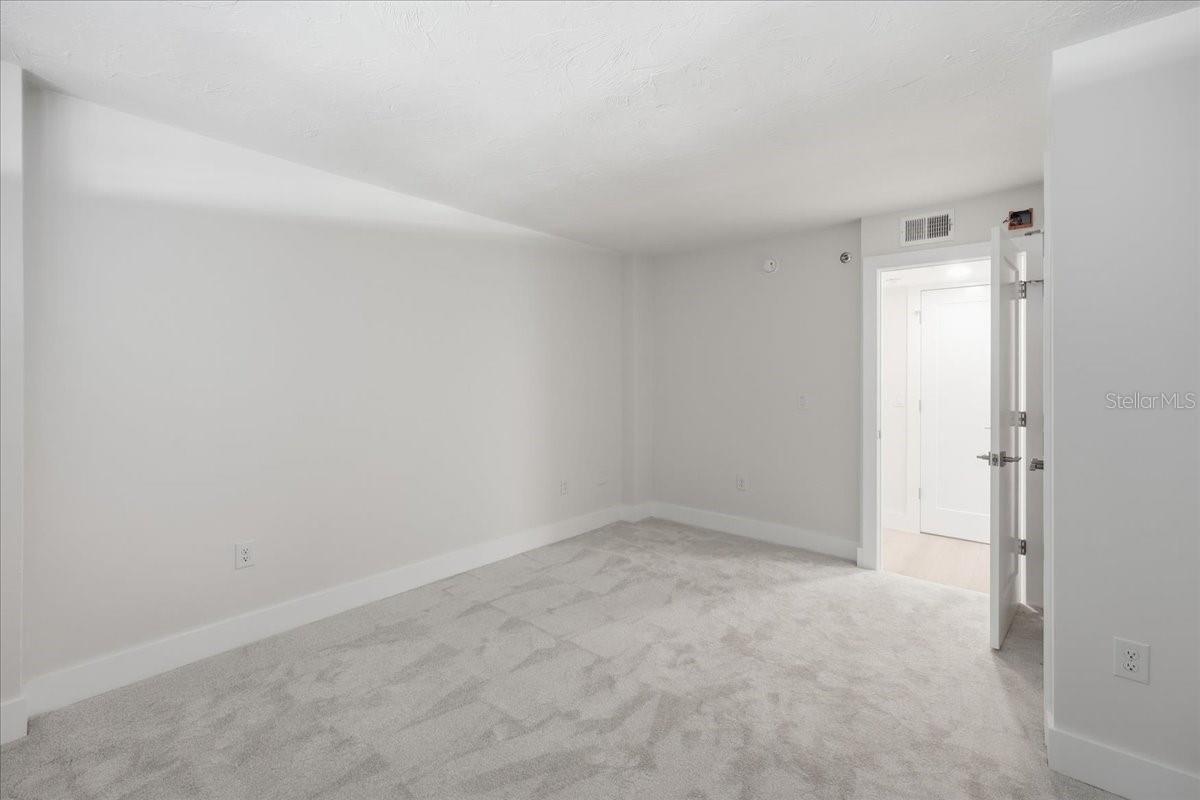 888 BLVD OF THE ARTS #707, SARASOTA, FL — photo 40