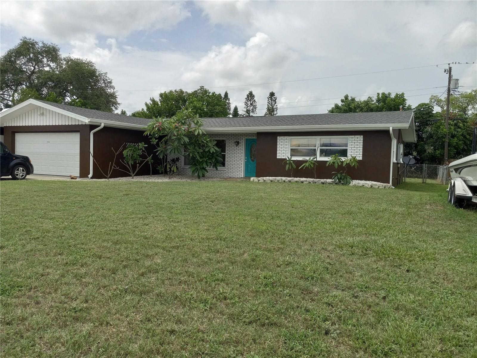 240 REGINA DR S, LARGO, FL