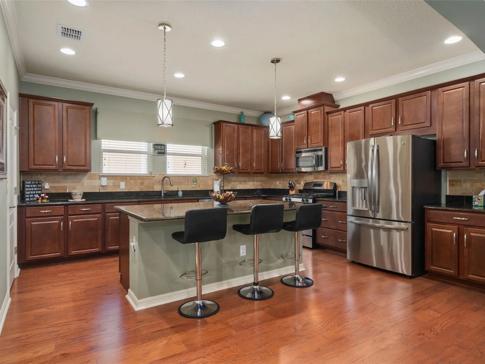 2594 STARGRASS CIR, CLERMONT, FL — photo 11