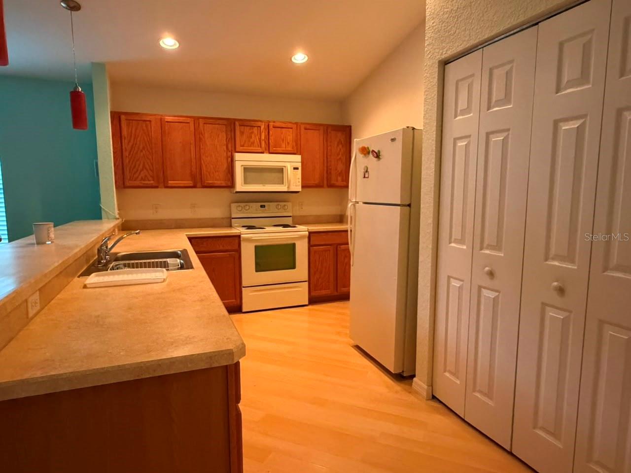 4921 NE 123RD LN, OXFORD, FL — photo 3