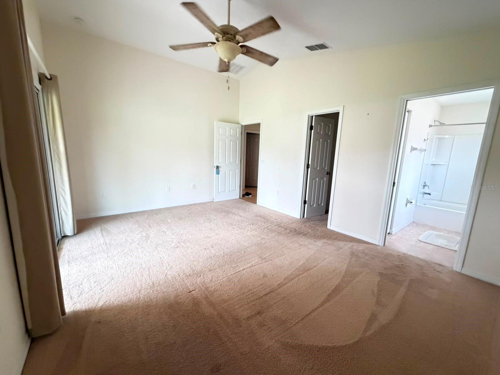 4921 NE 123RD LN, OXFORD, FL — photo 12