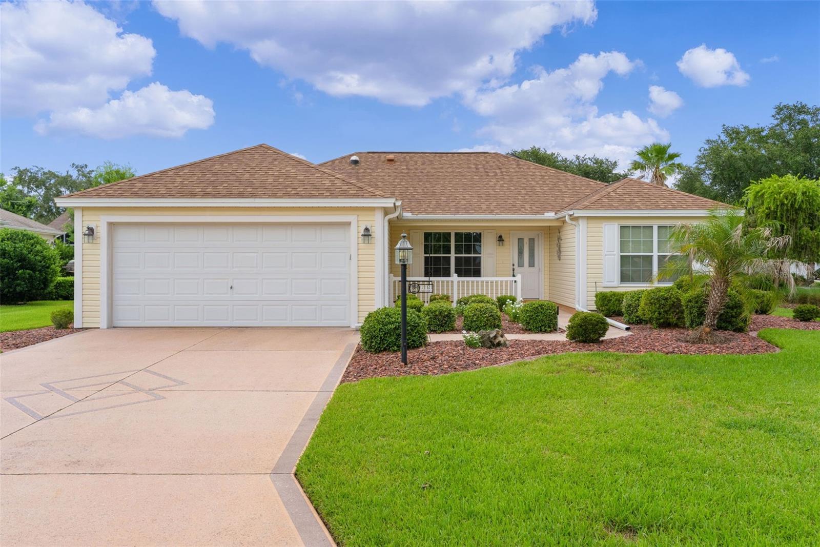 649 RAVENEL CT, THE VILLAGES, FL