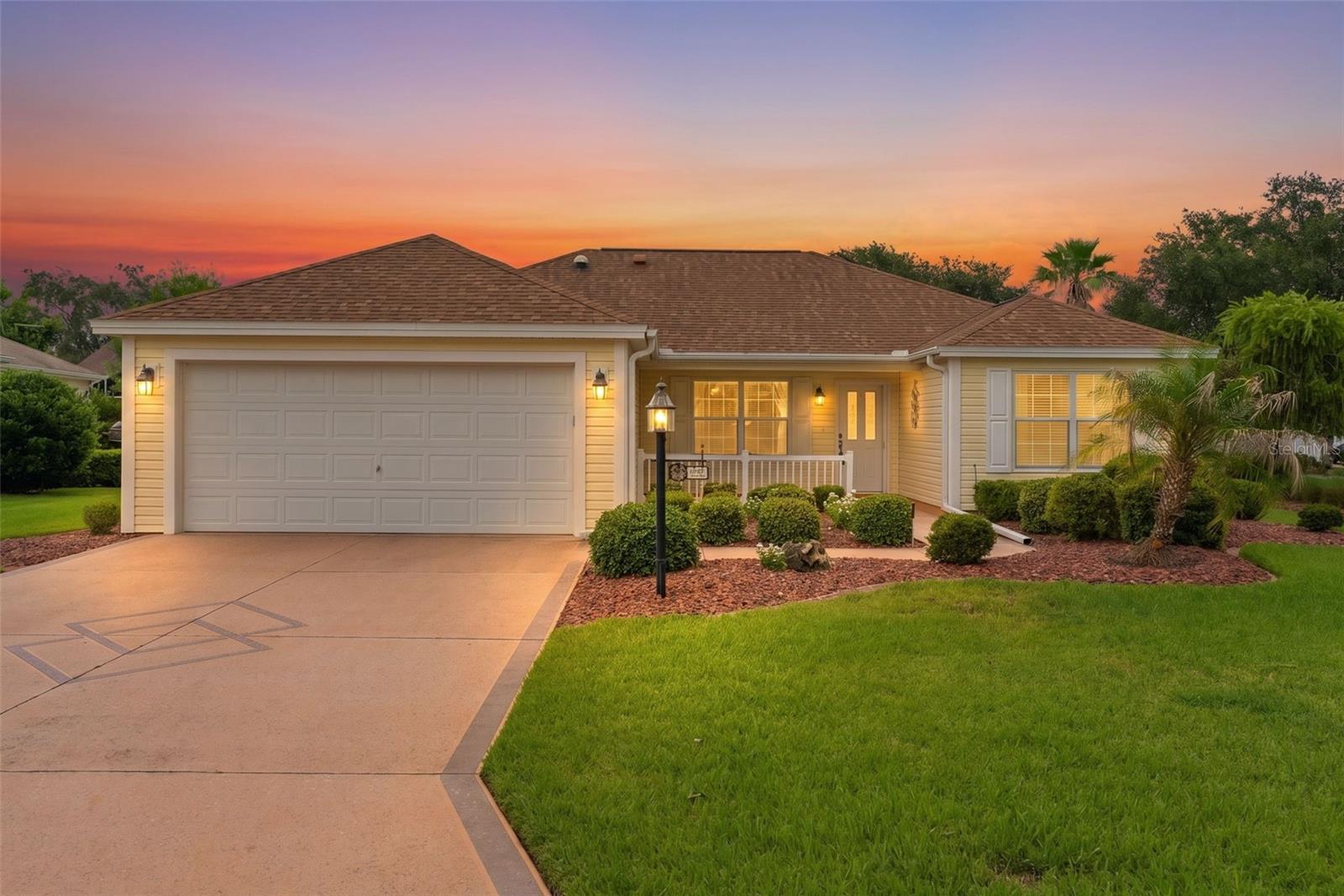 649 RAVENEL CT, THE VILLAGES, FL — photo 2