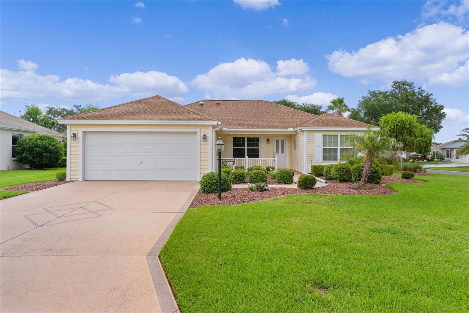 649 RAVENEL CT, THE VILLAGES, FL — photo 4