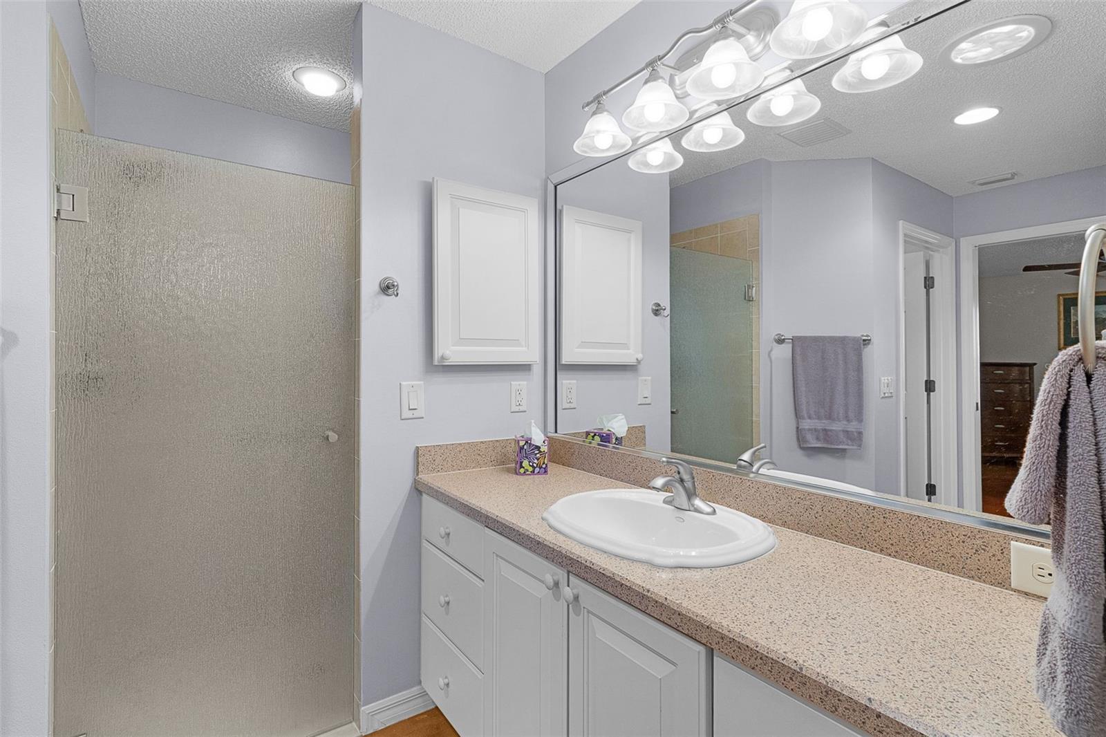 649 RAVENEL CT, THE VILLAGES, FL — photo 24
