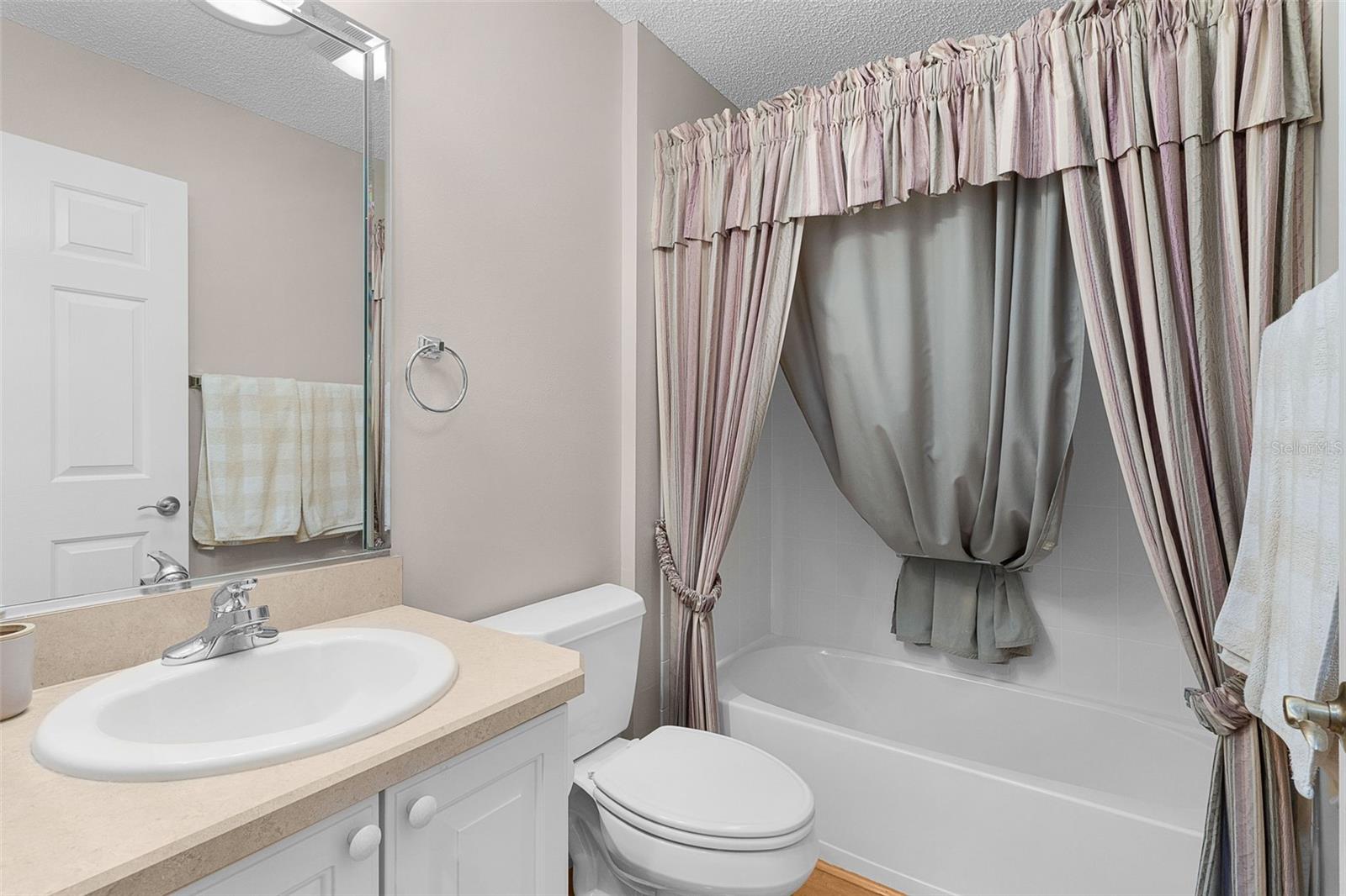 649 RAVENEL CT, THE VILLAGES, FL — photo 29