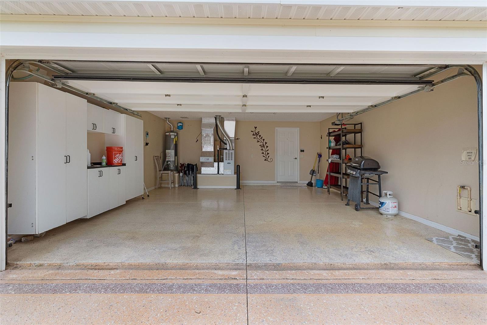 649 RAVENEL CT, THE VILLAGES, FL — photo 37
