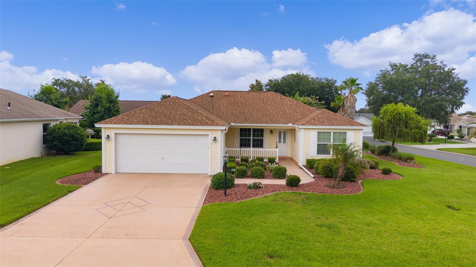 649 RAVENEL CT, THE VILLAGES, FL — photo 38