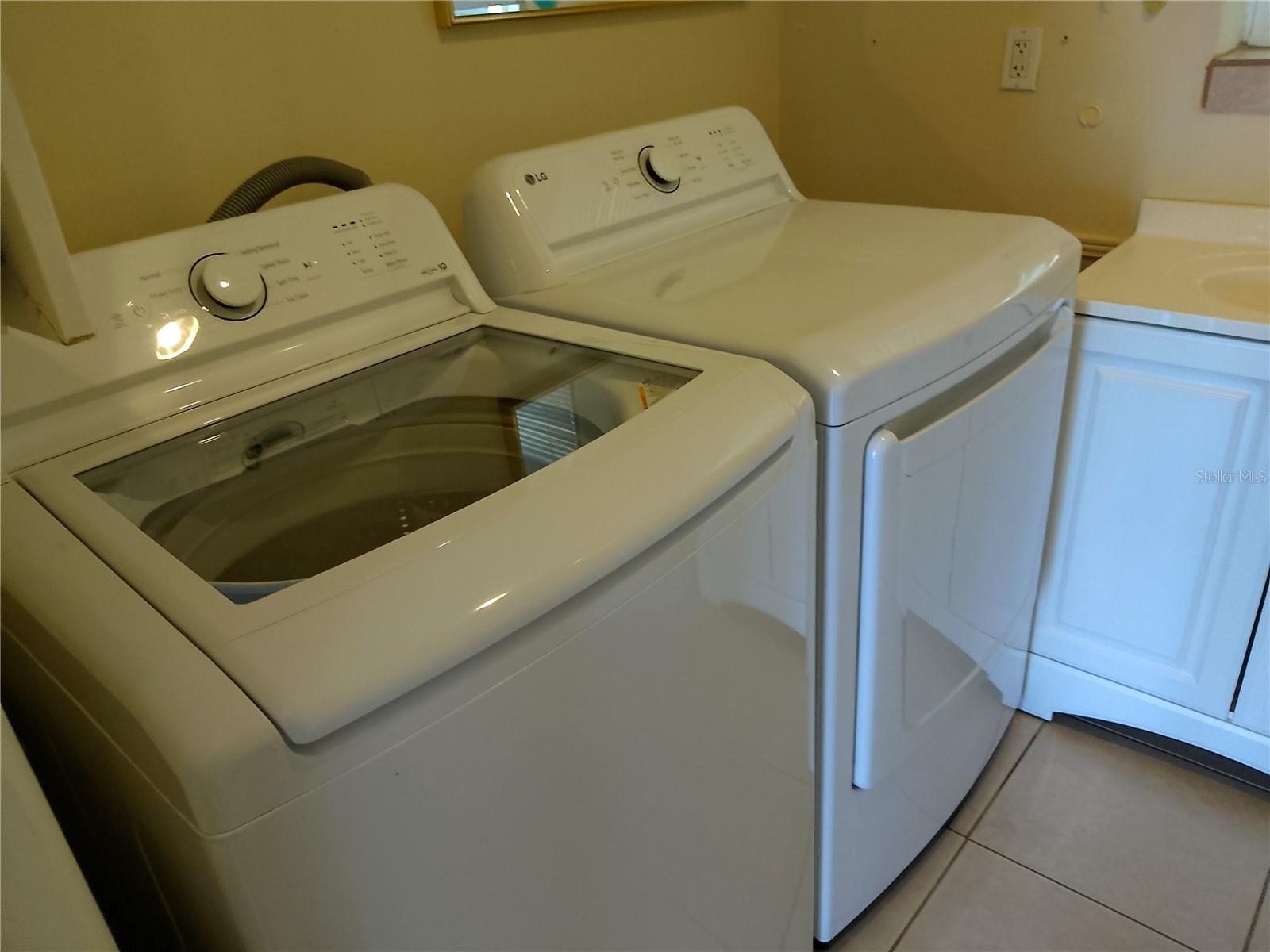 385 PELICAN RD, VENICE, FL — photo 17
