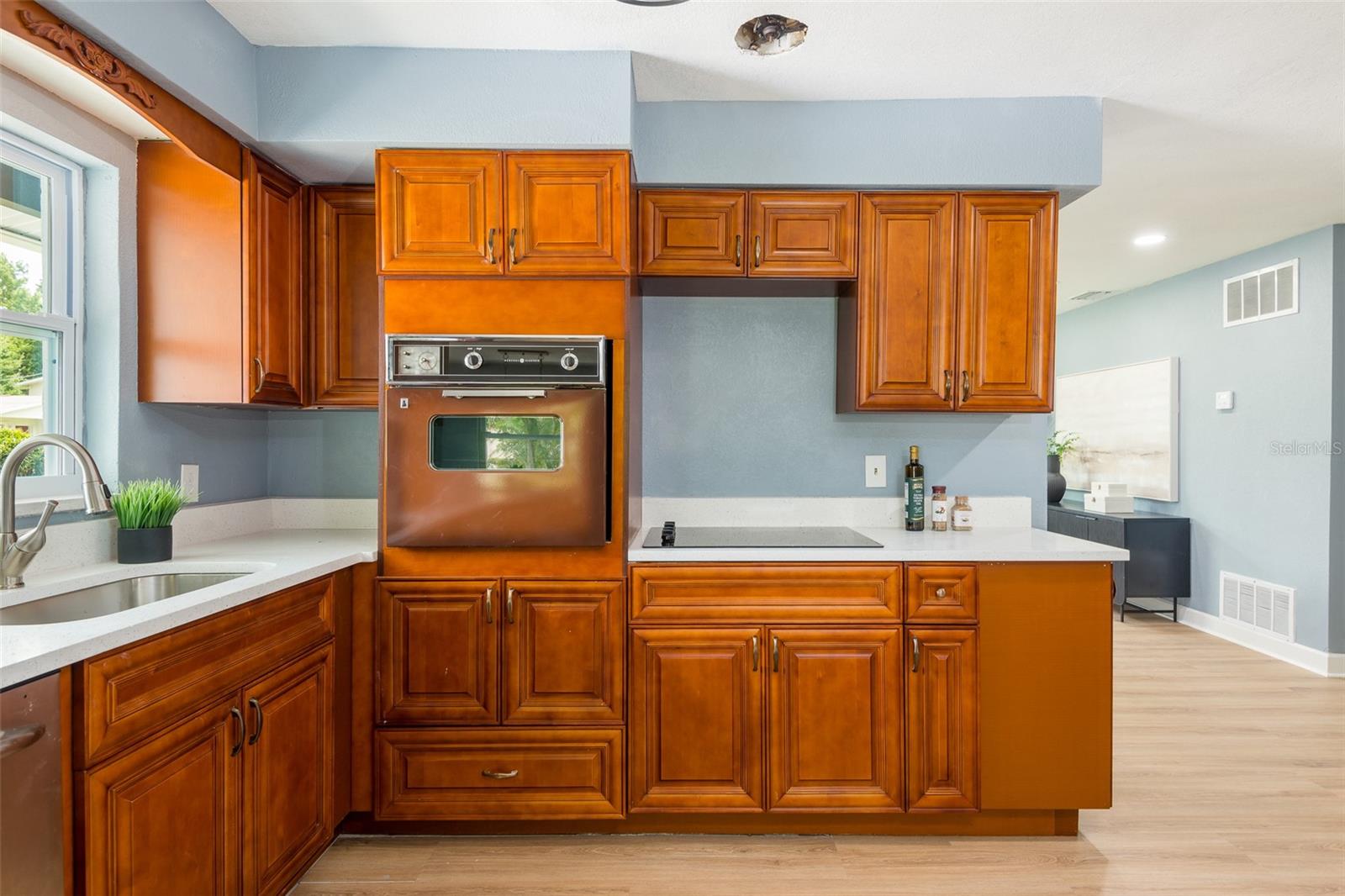 4220 W UNION ST, TAMPA, FL — photo 8