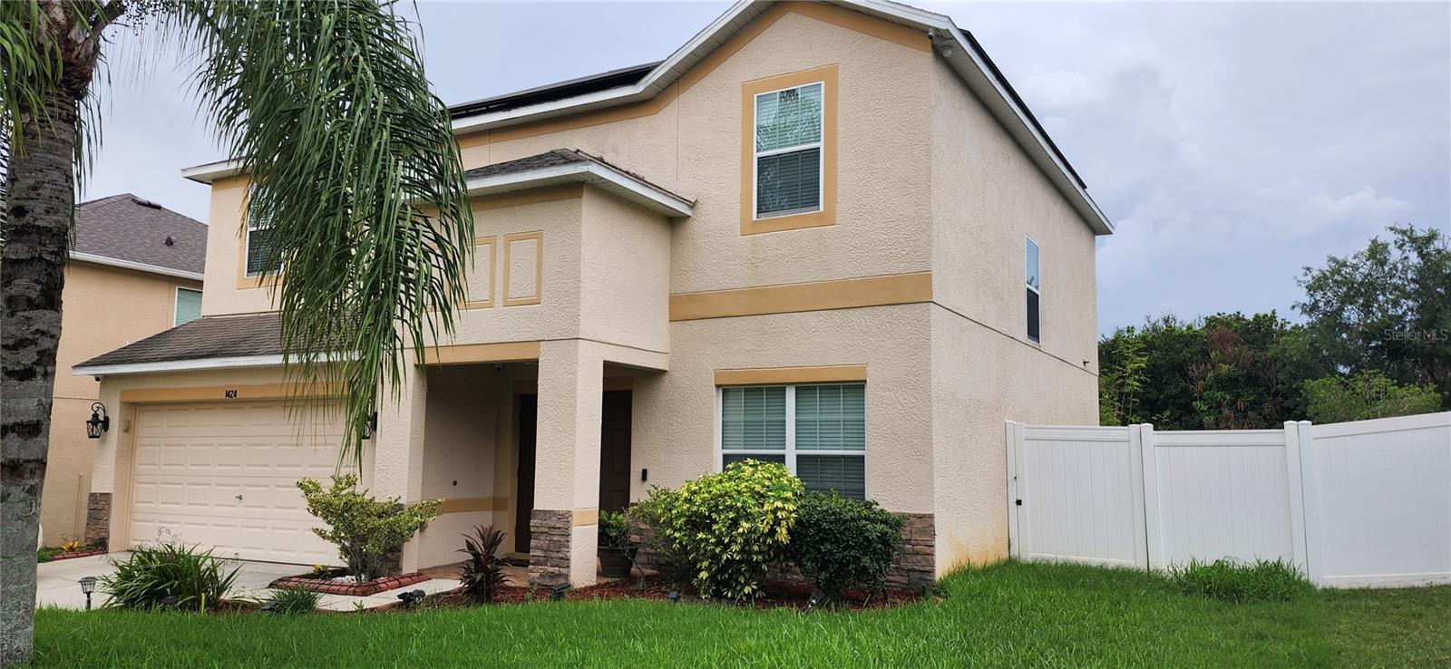 1424 MAIN ST, VALRICO, FL