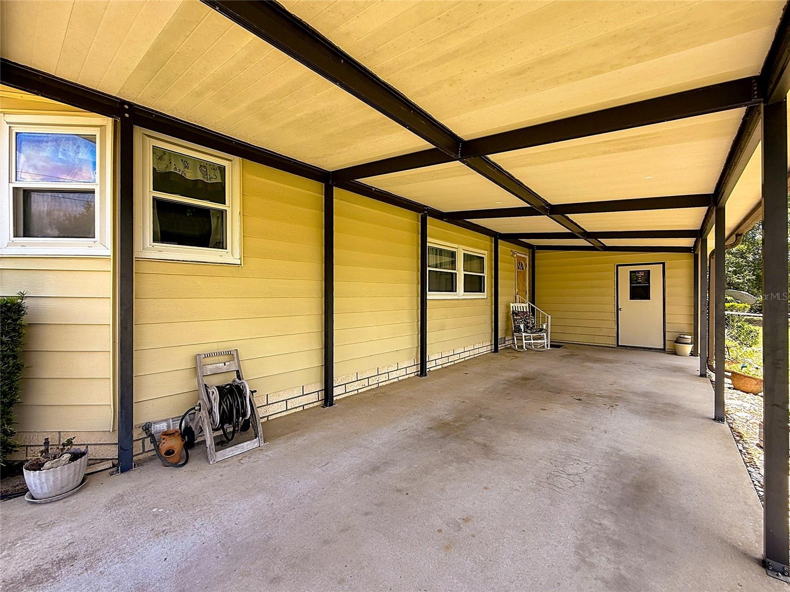 8233 COUNTY ROAD 109B, LADY LAKE, FL — photo 40