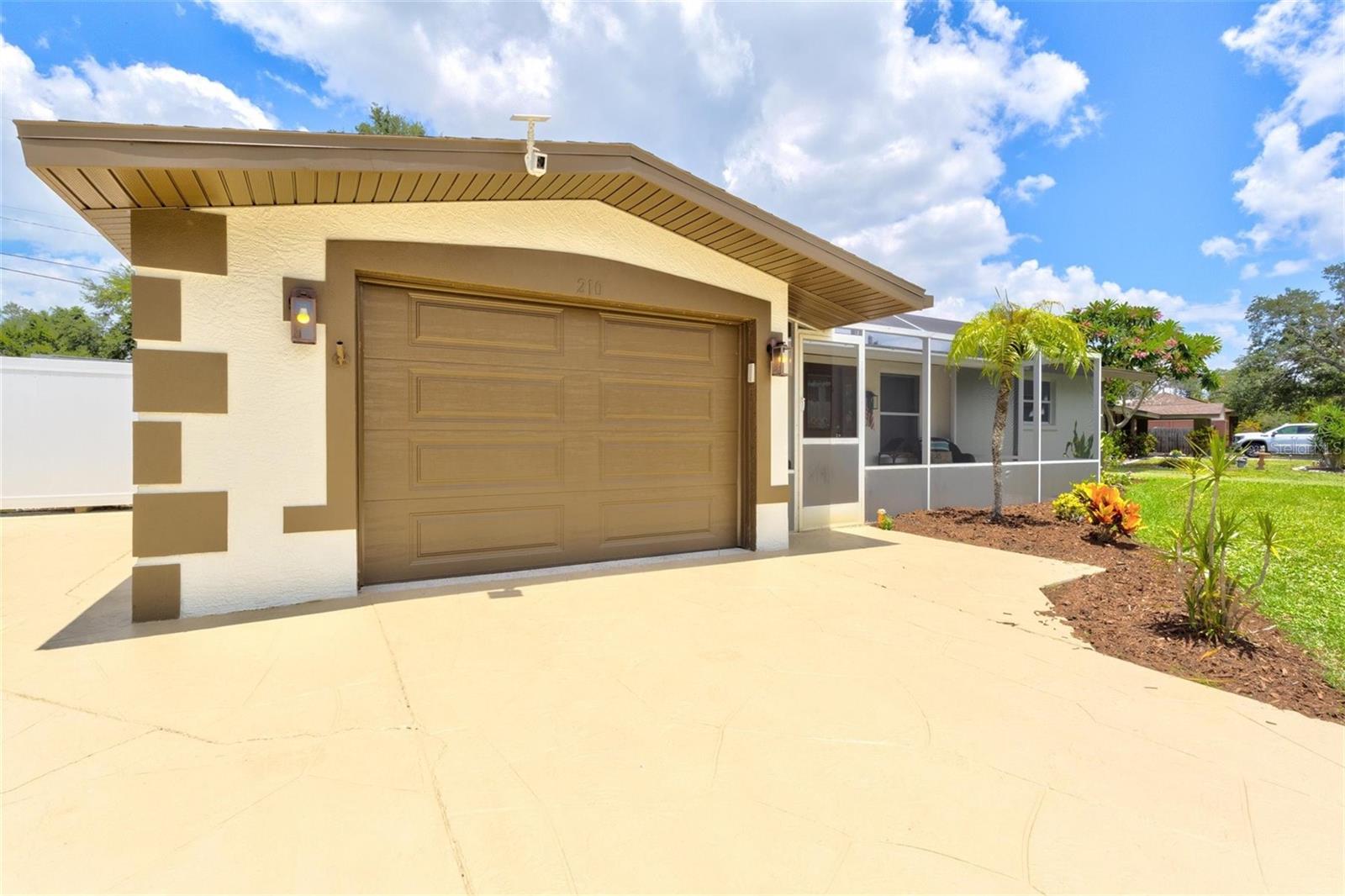 210 WISTERIA RD, VENICE, FL — photo 8