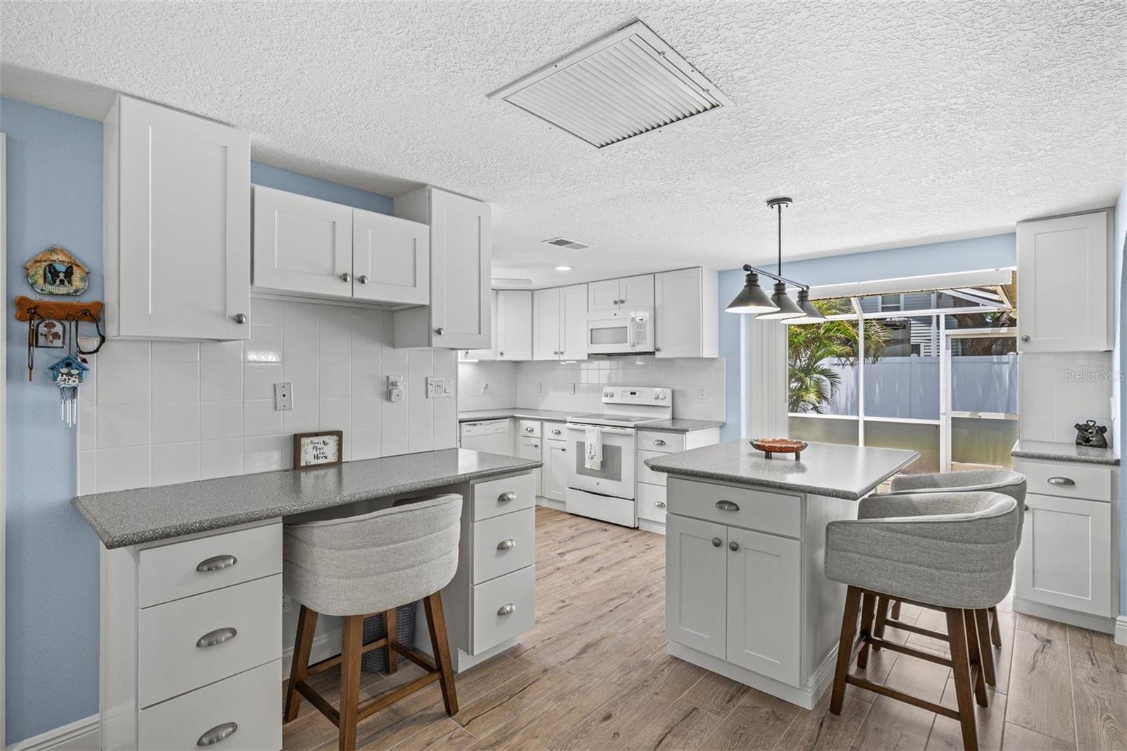 210 WISTERIA RD, VENICE, FL — photo 21