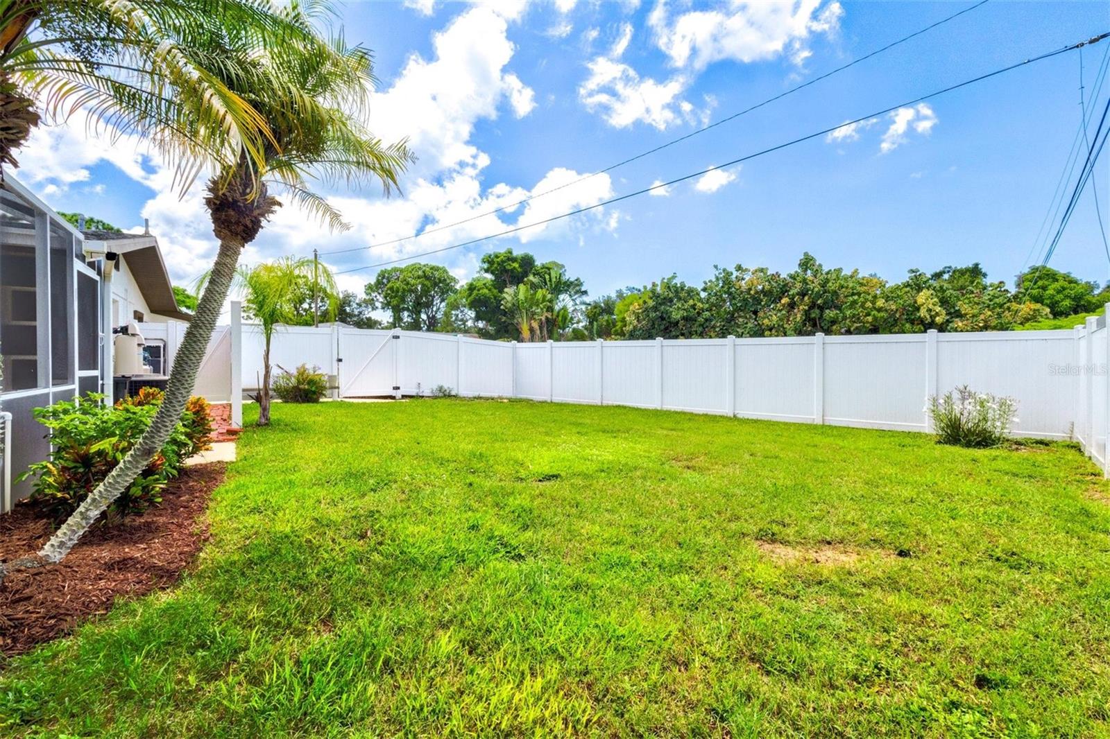 210 WISTERIA RD, VENICE, FL — photo 50