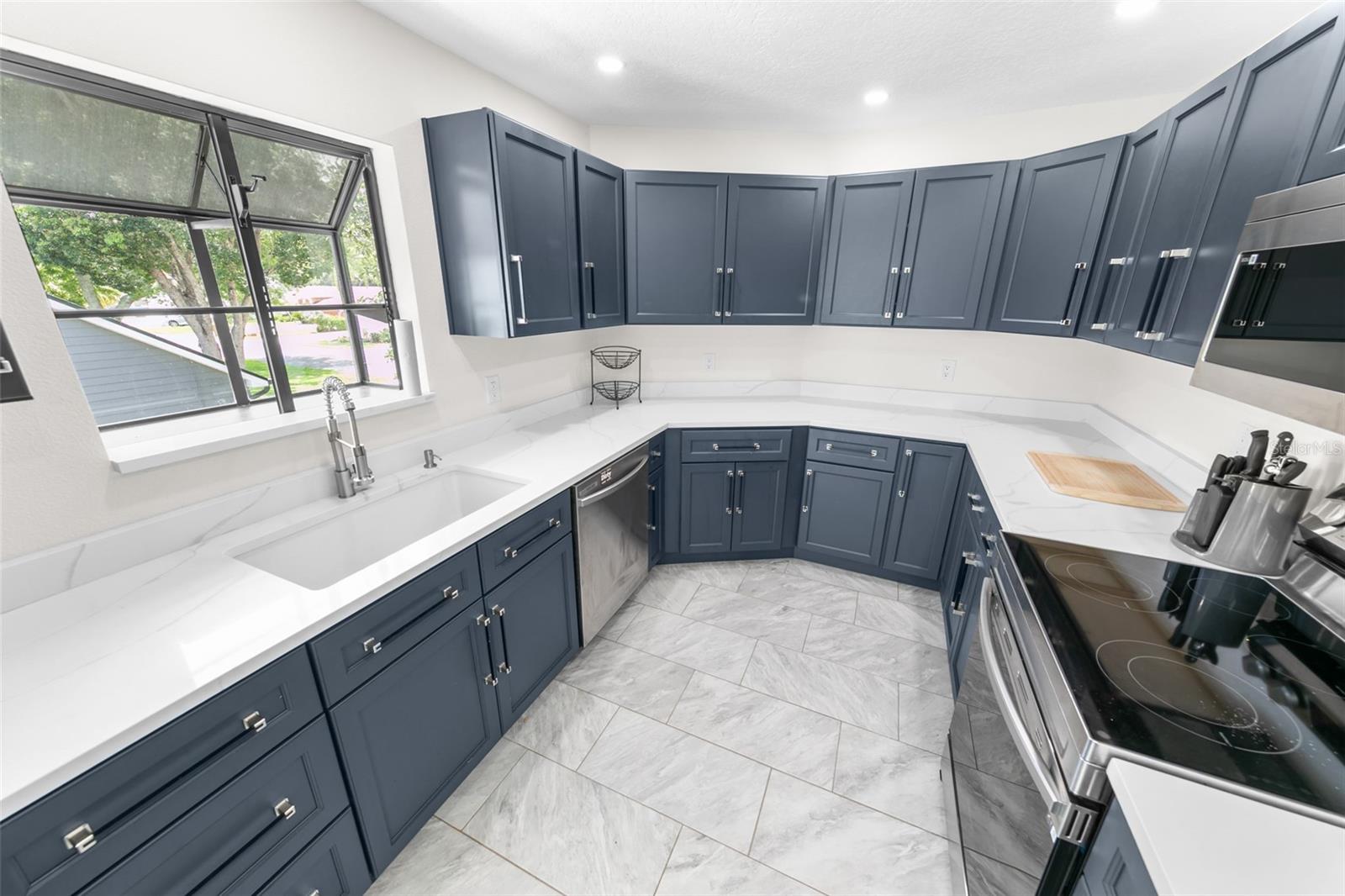38 LAZY EIGHT DR, PORT ORANGE, FL — photo 9