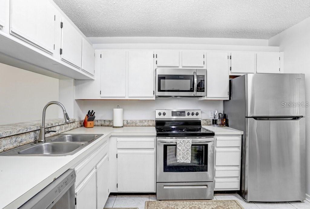 2424 W TAMPA BAY BLVD #M205, TAMPA, FL — photo 5